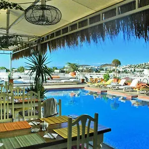 Sky Nova & Otel